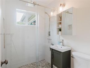 1112 N 31st Ave, Hollywood FL 33021