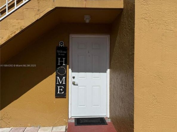 15620 SW 80th St H101, Miami FL 33193