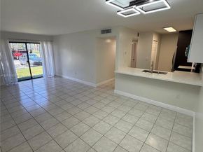 15620 SW 80th St H101, Miami FL 33193
