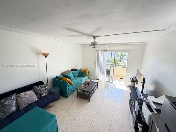 900 NE 18th Avenue 304, Fort Lauderdale FL 33304
