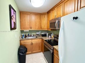 900 NE 18th Avenue 304, Fort Lauderdale FL 33304