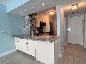 2899 Collins Ave 724, Miami Beach FL 33140