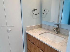 2899 Collins Ave 724, Miami Beach FL 33140