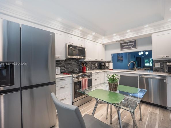 4000 Crystal Lake Dr 114, Deerfield Beach FL 33064