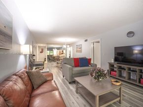 4000 Crystal Lake Dr 114, Deerfield Beach FL 33064