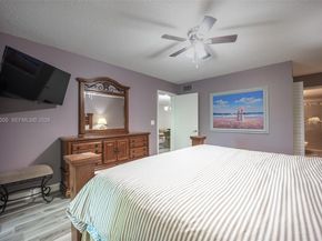 4000 Crystal Lake Dr 114, Deerfield Beach FL 33064