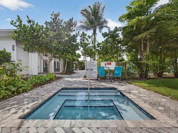 1310 Whitcombe Dr, Royal Palm Beach FL 33411
