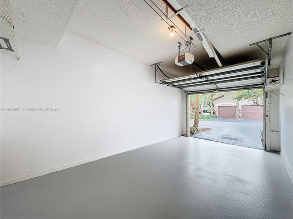 10524 NW 10th St A125, Plantation FL 33322