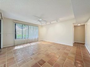 10524 NW 10th St A125, Plantation FL 33322