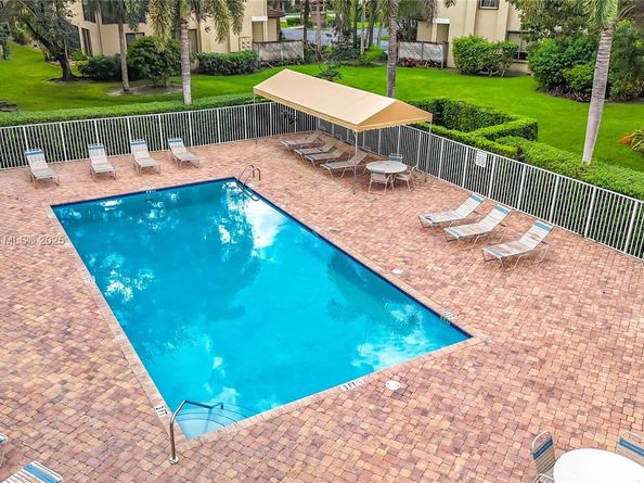 10524 NW 10th St A125, Plantation FL 33322