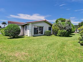 7200 E Tropical Way, Plantation FL 33317