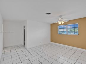 7200 E Tropical Way, Plantation FL 33317