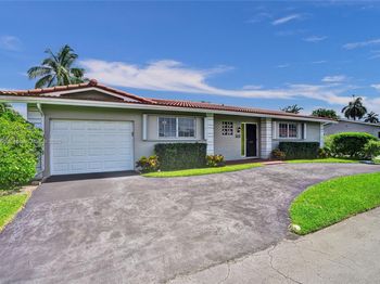 7200 E Tropical Way