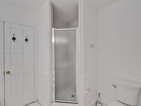 7200 E Tropical Way, Plantation FL 33317