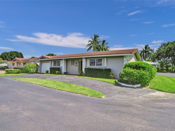 7200 E Tropical Way, Plantation FL 33317