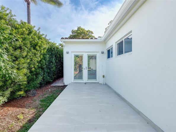 Undisclosed Address #A11908675, Coral Gables FL 33134