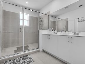 13629 SW 186th Ln, Miami FL 33177