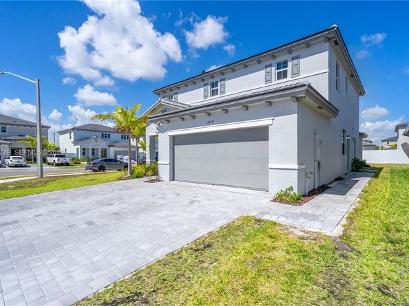 13629 SW 186th Ln, Miami FL 33177