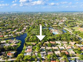 10873 NW 10th Pl, Coral Springs FL 33071