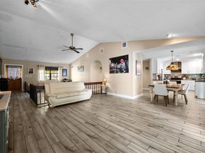 10873 NW 10th Pl, Coral Springs FL 33071