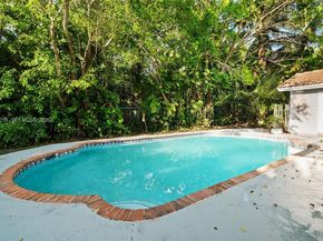 10873 NW 10th Pl, Coral Springs FL 33071