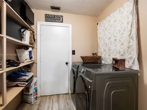 10873 NW 10th Pl, Coral Springs FL 33071