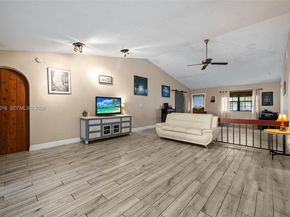10873 NW 10th Pl, Coral Springs FL 33071