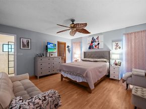10873 NW 10th Pl, Coral Springs FL 33071
