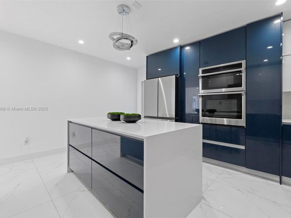 4205 E 10th Ave, Hialeah FL 33013