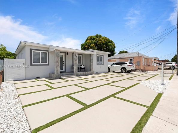4205 E 10th Ave, Hialeah FL 33013