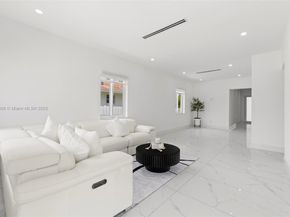 4205 E 10th Ave, Hialeah FL 33013