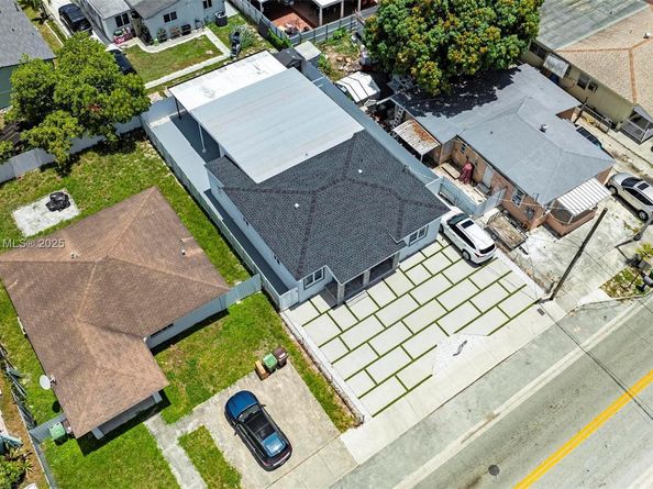 4205 E 10th Ave, Hialeah FL 33013