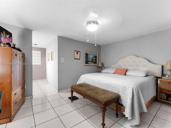 3200 SW 132nd Ave, Miami FL 33175