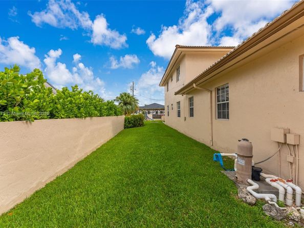 3200 SW 132nd Ave, Miami FL 33175