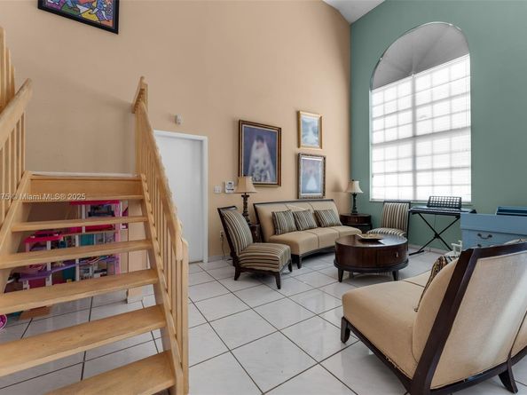 3200 SW 132nd Ave, Miami FL 33175
