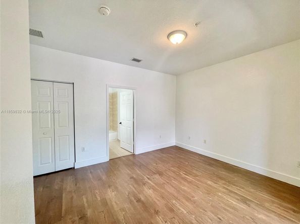 3204 Bird Ave 105, Miami FL 33133