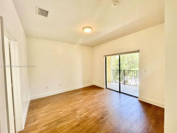 3204 Bird Ave 105, Miami FL 33133