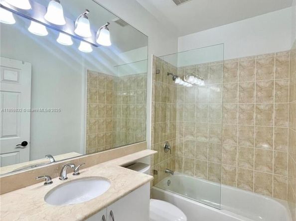 3204 Bird Ave 105, Miami FL 33133