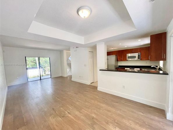 3204 Bird Ave 105, Miami FL 33133