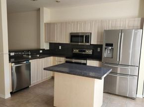 9166 NW 40th Pl, Sunrise FL 33351