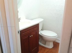 10442 Sunrise Lakes Blvd 203, Sunrise FL 33322