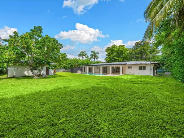 7460 SW 126th St, Pinecrest FL 33156