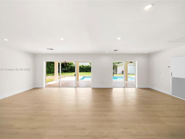 7460 SW 126th St, Pinecrest FL 33156