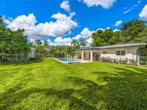 7460 SW 126th St, Pinecrest FL 33156