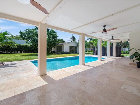 7460 SW 126th St, Pinecrest FL 33156