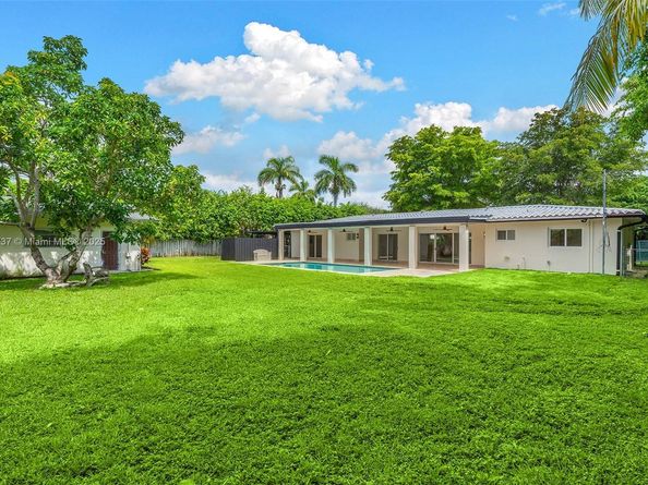 7460 SW 126th St, Pinecrest FL 33156