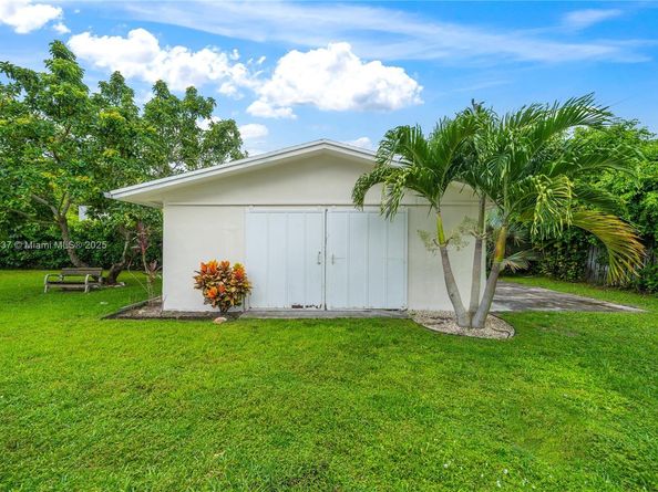 7460 SW 126th St, Pinecrest FL 33156