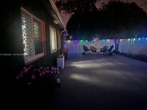 8600 NW 25th Ct, Sunrise FL 33322