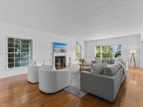 333 E Rivo Alto Dr, Miami Beach FL 33139