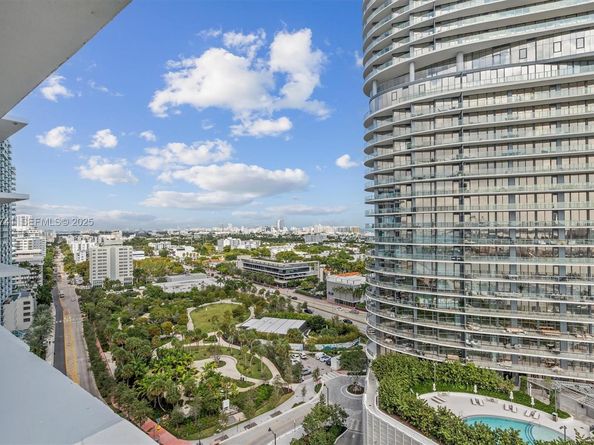 520 West Ave 1701, Miami Beach FL 33139